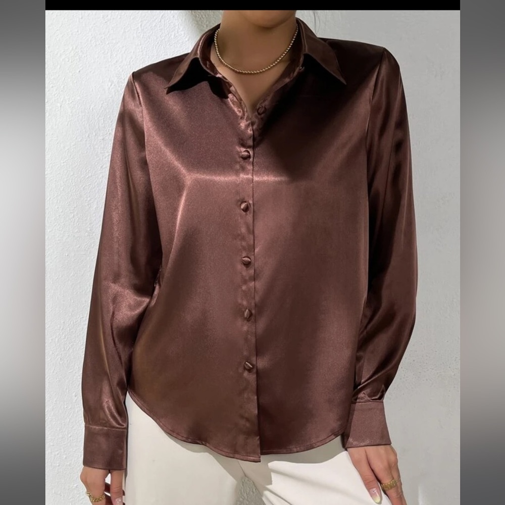 Satin button up - Picture 3 of 9